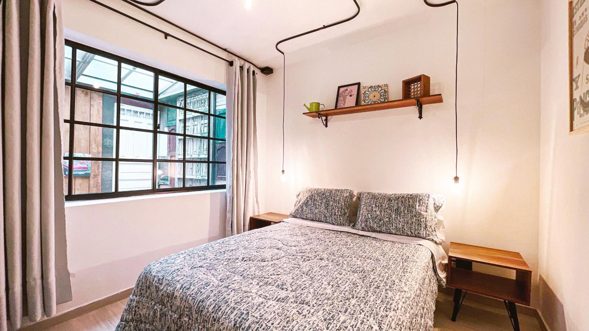 Hostel Adn Algo De Nosotros - Malaika Medellín Exteriér fotografie