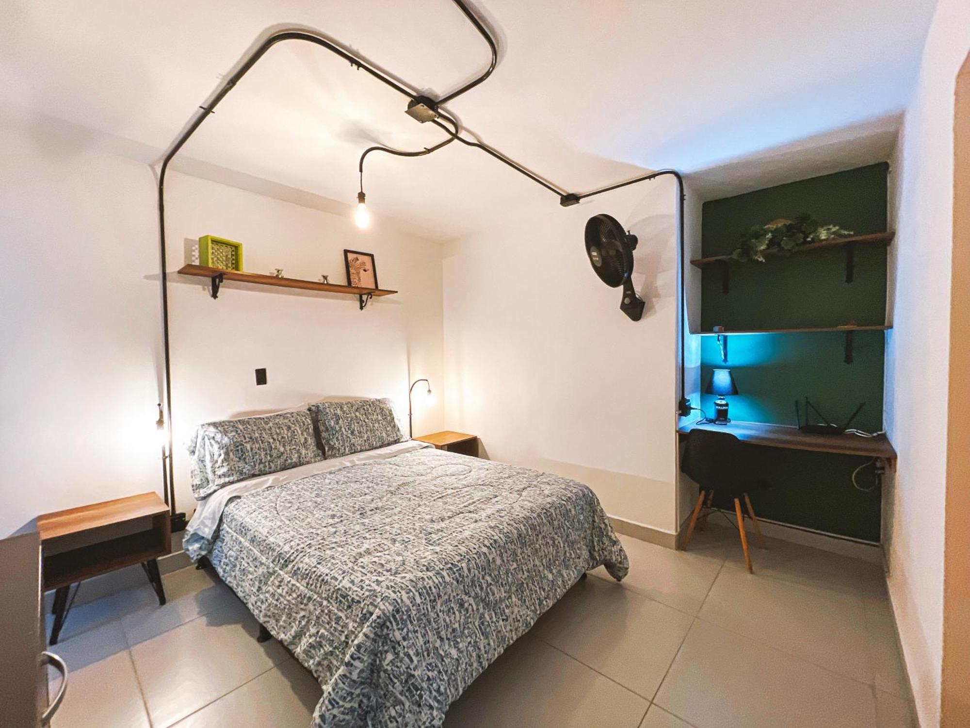 Hostel Adn Algo De Nosotros - Malaika Medellín Exteriér fotografie